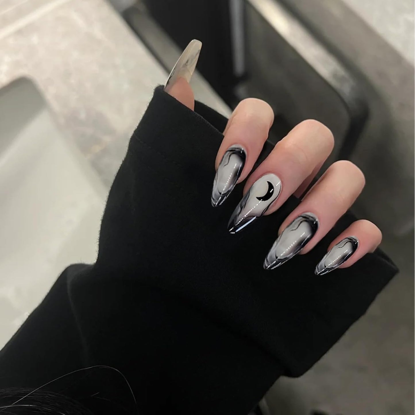 24 Stück Schwarze Kunstnägel Mit Mond-Designs, Press on Nails Almond, Press on Nails, Nägel Zum Aufkleben, Fake Nails, Kunstnägel, Fingernägel, Nails